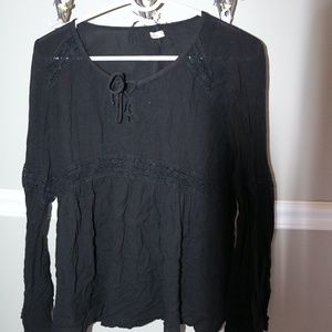 Hollister Black Top